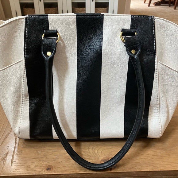 Betsey Johnson bag - Picture 2 of 12